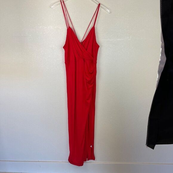 Bardot Sexy Red Wrap Midi Dress Slit Lipstick Size 8 Medium - Picture 2 of 10